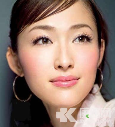 点击图片进入下一页 心理亚健康表现:反应迟钝